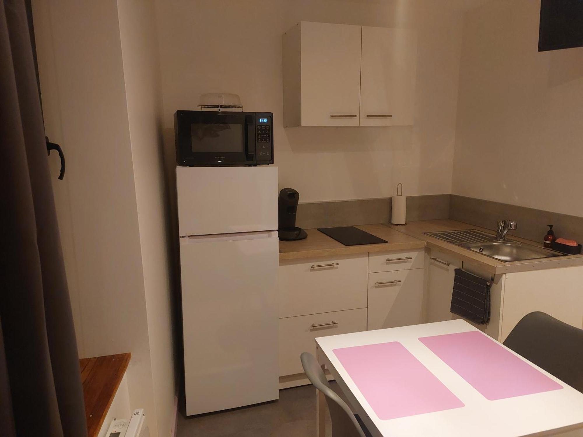 Studio Refait A Neuf Clos Saint Genest Manzat Ngoại thất bức ảnh