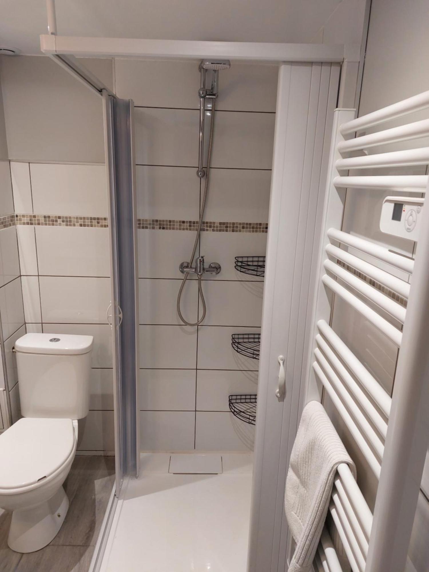 Studio Refait A Neuf Clos Saint Genest Manzat Ngoại thất bức ảnh
