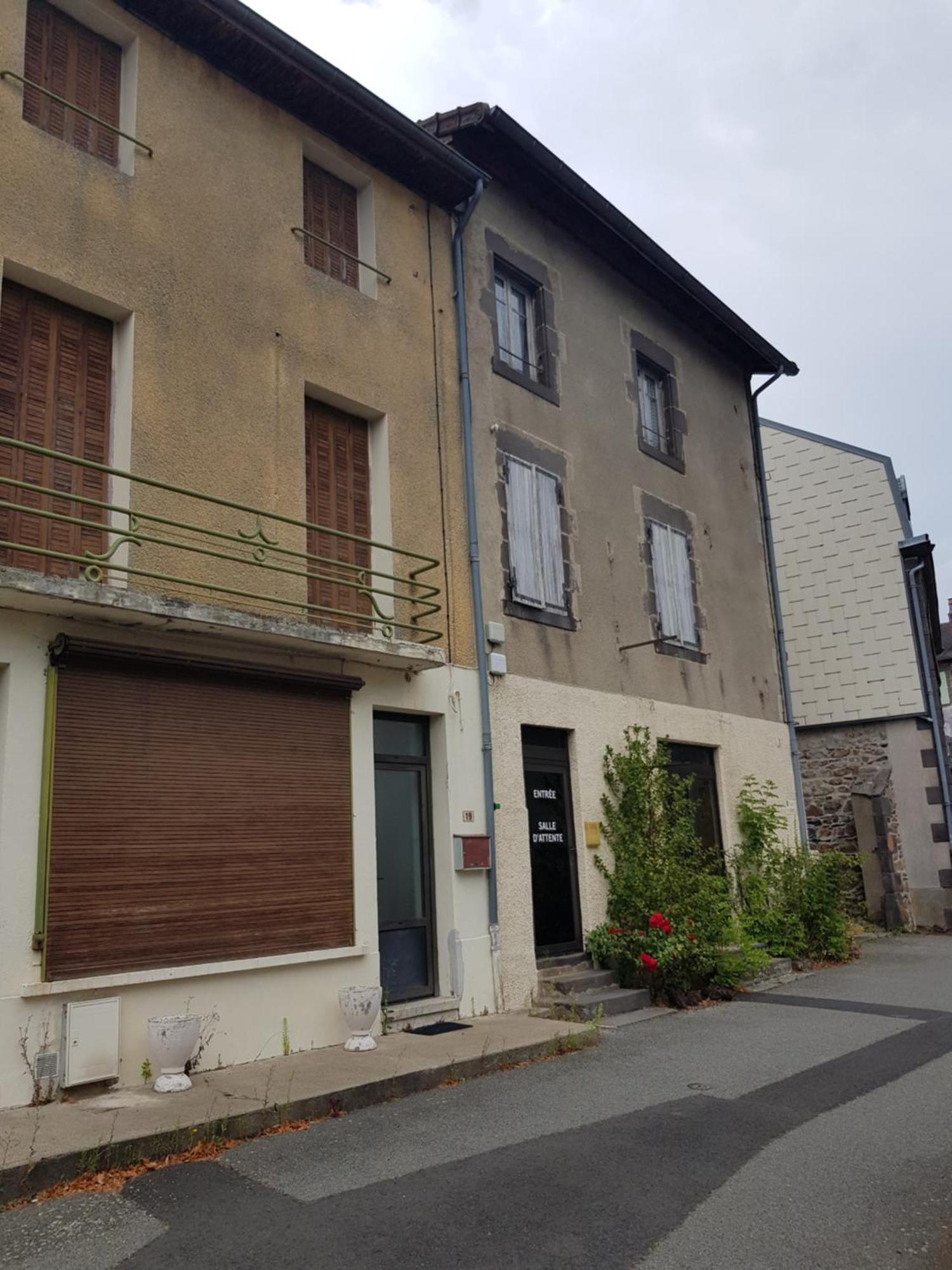Studio Refait A Neuf Clos Saint Genest Manzat Ngoại thất bức ảnh
